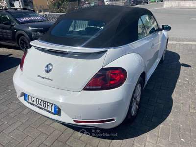 Volkswagen Maggiolino Cabrio 1.2 TSI Design BlueMotion Technology Bianco usata Massarosa