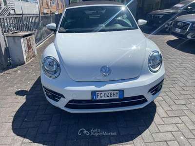 Volkswagen Maggiolino Cabrio 1.2 TSI Design BlueMotion Technology Bianco usata Massarosa