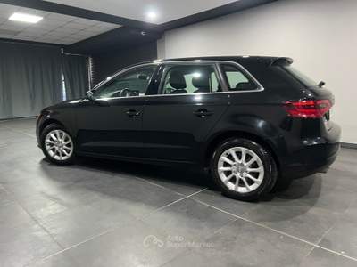 Audi A3 SPB 1.6 TDI 110 cv 5/p Nero usata Atena lucana