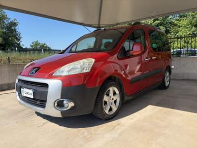 Peugeot Partner Tepee 1.6 VTi 120CV Outdoor EURO 5 PRONTA CONSEGNA Rosso usata Pavia