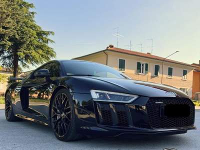 Audi R8 Coupé 5.2 FSI quattro S tronic plus Nero usata Sant'Angelo in vado
