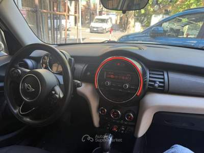 MINI 1.5 Cooper D Hype 5 1.5 D Cooper D Business XL Bianco usata Genova