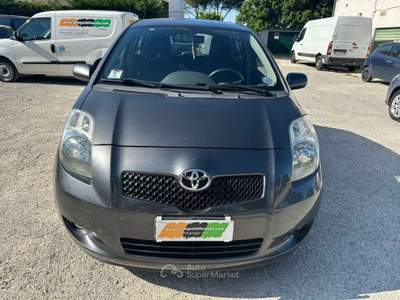 Toyota Yaris 1.3 5 porte Sol Grigio usata VENEZIA
