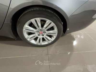 Jaguar XF JAGUA XF 2.0D PRESTIGE 180CV AUTO XF 2.0d Prestige 180cv auto Grigio usata Roma