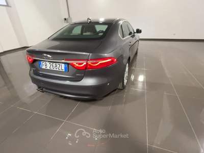 Jaguar XF JAGUA XF 2.0D PRESTIGE 180CV AUTO XF 2.0d Prestige 180cv auto Grigio usata Roma