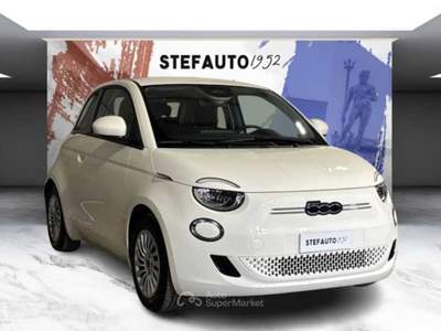 Fiat 500 IV 2020 - e 42 kWh Bianco usata Bologna