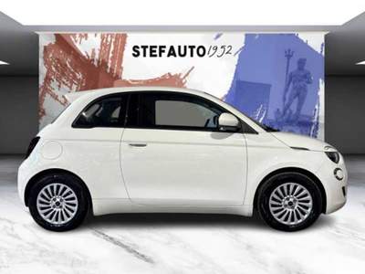 Fiat 500 IV 2020 - e 42 kWh Bianco usata Bologna
