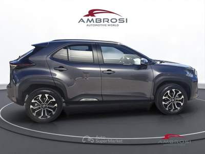 Toyota Yaris Cross 1.5 Hybrid 5p. E-CVT Adventure Grigio usata Corciano