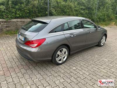 Mercedes-Benz CLA Automatic Business Grigio usata Teano