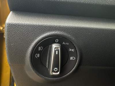 Volkswagen T-Roc SCR 150 CV DSG Business BlueMotion Technology Giallo usata Teano