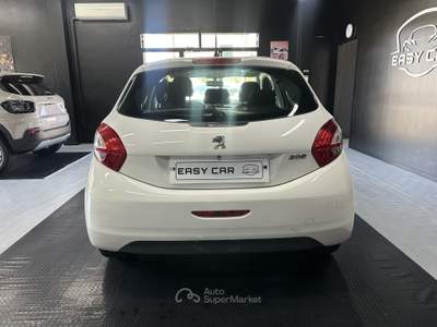 Peugeot 208 1.2 Vti 5 P Adatta a neo Patentati Bianco usata Santa Maria a Monte