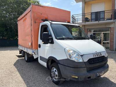 Iveco Daily 35C13 Centina Fissa + Pedana idraulica 800Kg Bianco usata REGGIO EMILIA