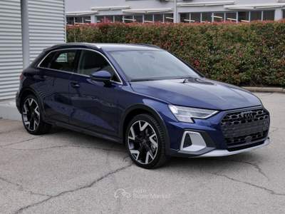 Audi A3 Allstreet 1.5 (35) Tfsi 150cv S-tr. Id. Contrast Blu/Azzurro usata Civita Castellana