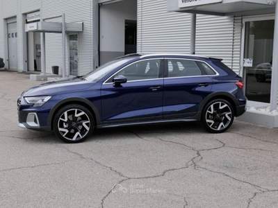 Audi A3 Allstreet 1.5 (35) Tfsi 150cv S-tr. Id. Contrast Blu/Azzurro usata Civita Castellana