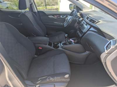 Nissan Qashqai 1.5 dCi Tekna Grigio usata Barletta