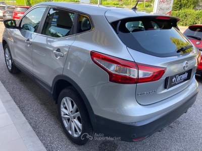Nissan Qashqai 1.5 dCi DPF Tekna Argento usata Tarcento