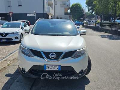 Nissan Qashqai 1.6 dCi 4WD N-Connecta Bianco usata Trebaseleghe