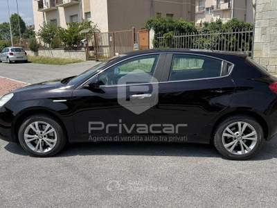 Alfa Romeo Giulietta ALFA ROMEO Giulietta 2.0 JTDm-2 140 CV Distinctive Nero usata Cuneo
