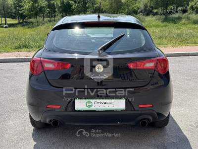 Alfa Romeo Giulietta ALFA ROMEO Giulietta 2.0 JTDm-2 140 CV Distinctive Nero usata Cuneo
