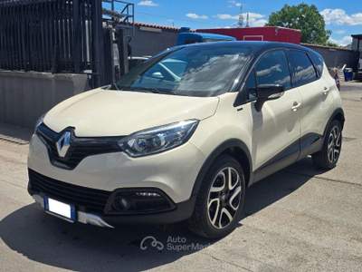 Renault Captur TCe 12V 90 CV Start&Stop Energy Hypnotic Beige usata Frattaminore