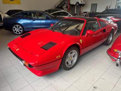 Ferrari 208 GTS Carburatori Targa Roma Rosso usata Bologna