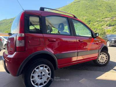 Fiat Panda 1.2 4x4 Climbing Rosso usata Niardo