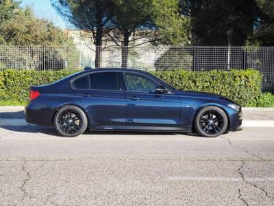 BMW Serie 3 328i i xDrive M Performance Blu/Azzurro usata Bari