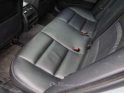 BMW Serie 5 525d d xDrive Touring Luxury Argento usata Bari