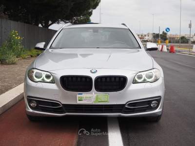 BMW Serie 5 525d d xDrive Touring Luxury Argento usata Bari