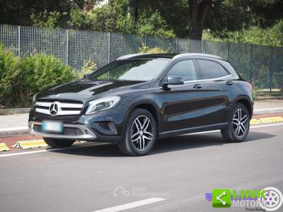 Mercedes-Benz GLA d Automatic 4Matic Premium Nero usata Bari