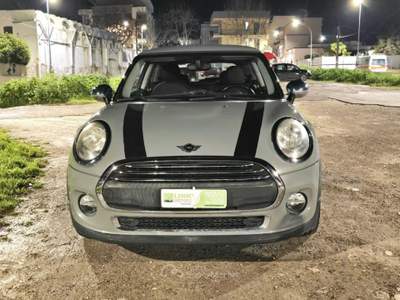 MINI One 1.5 One D Business Grigio usata Bari