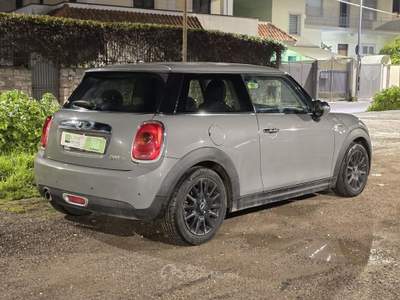 MINI One 1.5 One D Business Grigio usata Bari
