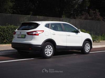 Nissan Qashqai 1.6 dCi 2WD Acenta Bianco usata Bari