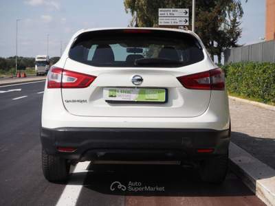 Nissan Qashqai 1.6 dCi 2WD Acenta Bianco usata Bari