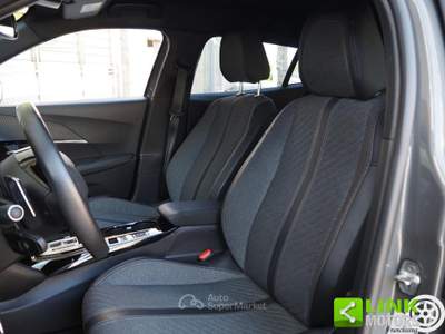 Peugeot 2008 1.5 HDI ALLURE EAT8 Grigio usata Bari