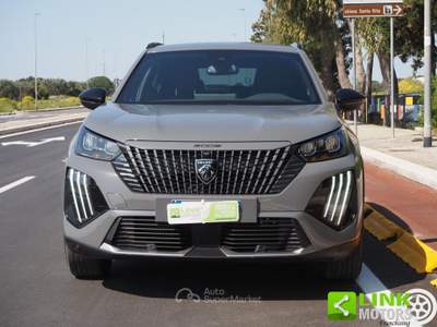 Peugeot 2008 1.5 HDI ALLURE EAT8 Grigio usata Bari