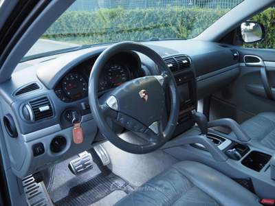 Porsche Cayenne 3.2 V6 cat Nero usata Bari