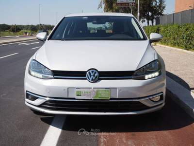 Volkswagen Golf 1.6 TDI 115 CV DSG 5p. Highline BlueMotion Bianco usata Bari