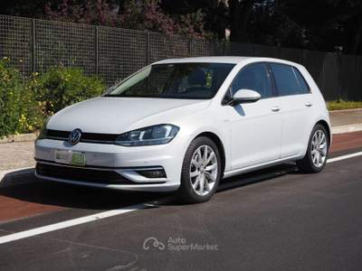 Volkswagen Golf 1.6 TDI 115 CV DSG 5p. Highline BlueMotion Bianco usata Bari