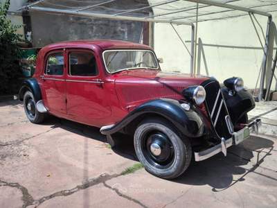 Citroen Traction Avant 11 B Lilla usata Casteggio