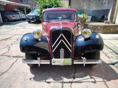 Citroen Traction Avant 11 B Lilla usata Casteggio