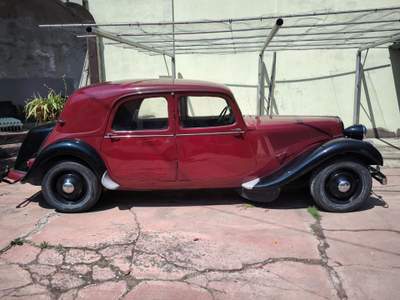 Citroen Traction Avant 11 B Lilla usata Casteggio