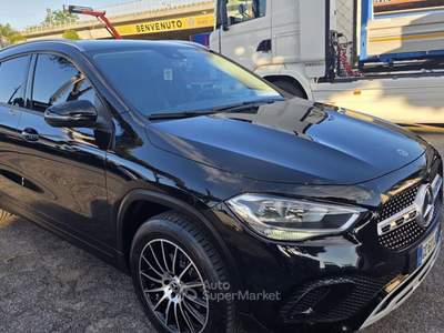 Mercedes-Benz GLA d Automatic Executive Nero usata Giugliano in Campania