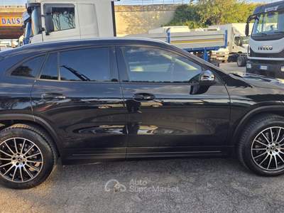 Mercedes-Benz GLA d Automatic Executive Nero usata Giugliano in Campania