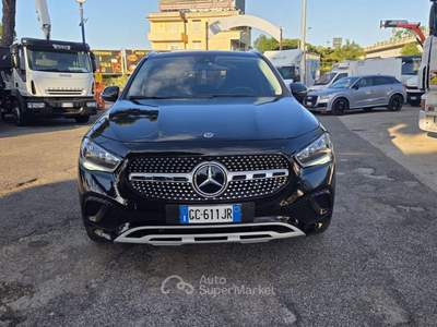 Mercedes-Benz GLA d Automatic Executive Nero usata Giugliano in Campania