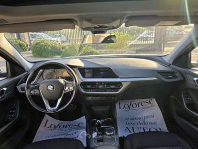BMW Serie 1 116d d 5p. Business Advantage Argento usata Taranto