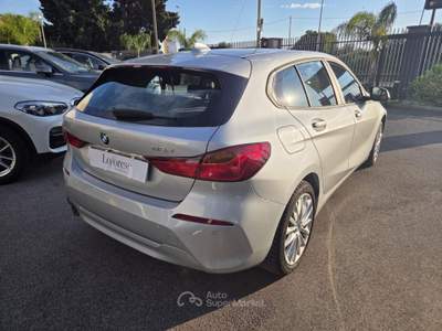 BMW Serie 1 116d d 5p. Business Advantage Argento usata Taranto
