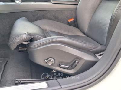 Volvo V60 B4 (d) Geartronic Inscription N°GG588 Bianco usata Rossano Veneto