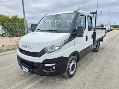 Iveco Daily 35S12 2.3 HPT PASSO 3450 RIBALTABILE TRILATERALE Bianco usata Maruggio