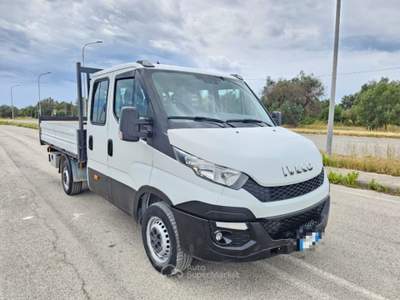 Iveco Daily 35S12 2.3 HPT PASSO 3450 RIBALTABILE TRILATERALE Bianco usata Maruggio